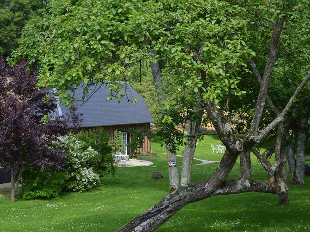 Les Fermes De Florence Bien Etre Et Nature Les Champeaux Exterior photo